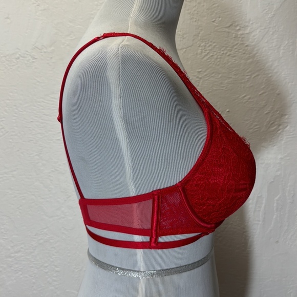 Victoria’s Secret Bra Very Sexy Lightly Lined Plunge Red Women's 32C/C70 - Picture 5 of 10